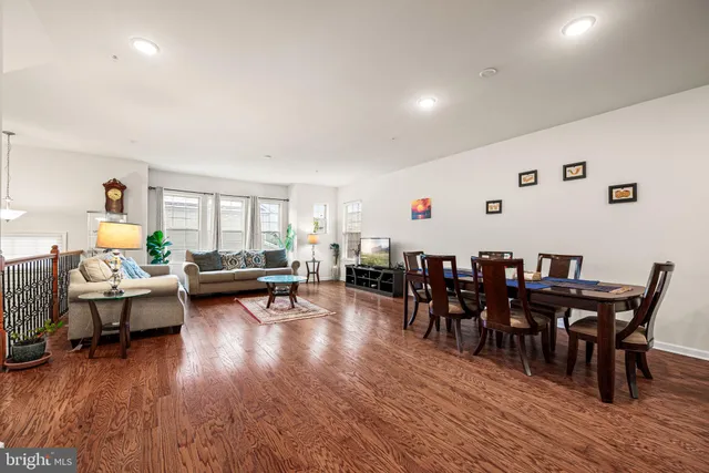 $639,999 | 12 Maxwell Lane, Malvern, PA 19355