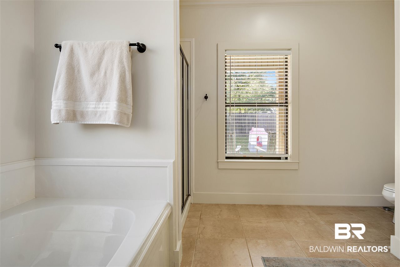 20319 Bunker Loop Fairhope, AL 36532 - Photo 19 of 28
