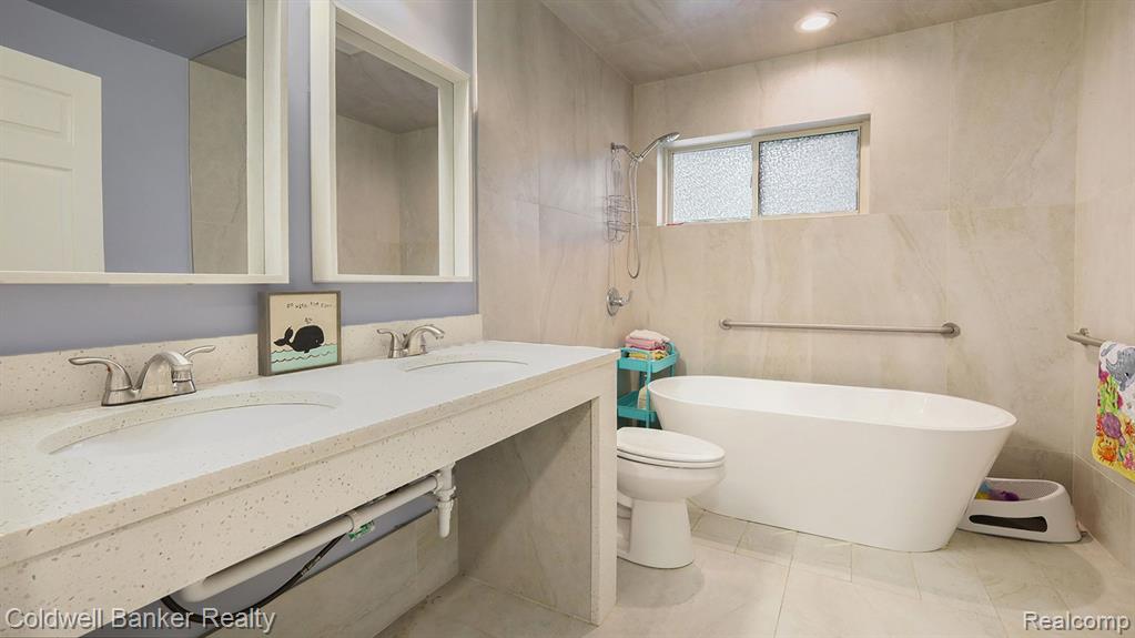 42 Nesbit Lane Rochester Hills, MI 48309 - Photo 12 of 35