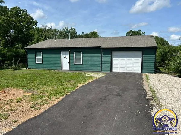 $155,000 | 3125 Southwest Fillmore Street, Topeka, KS 66611
