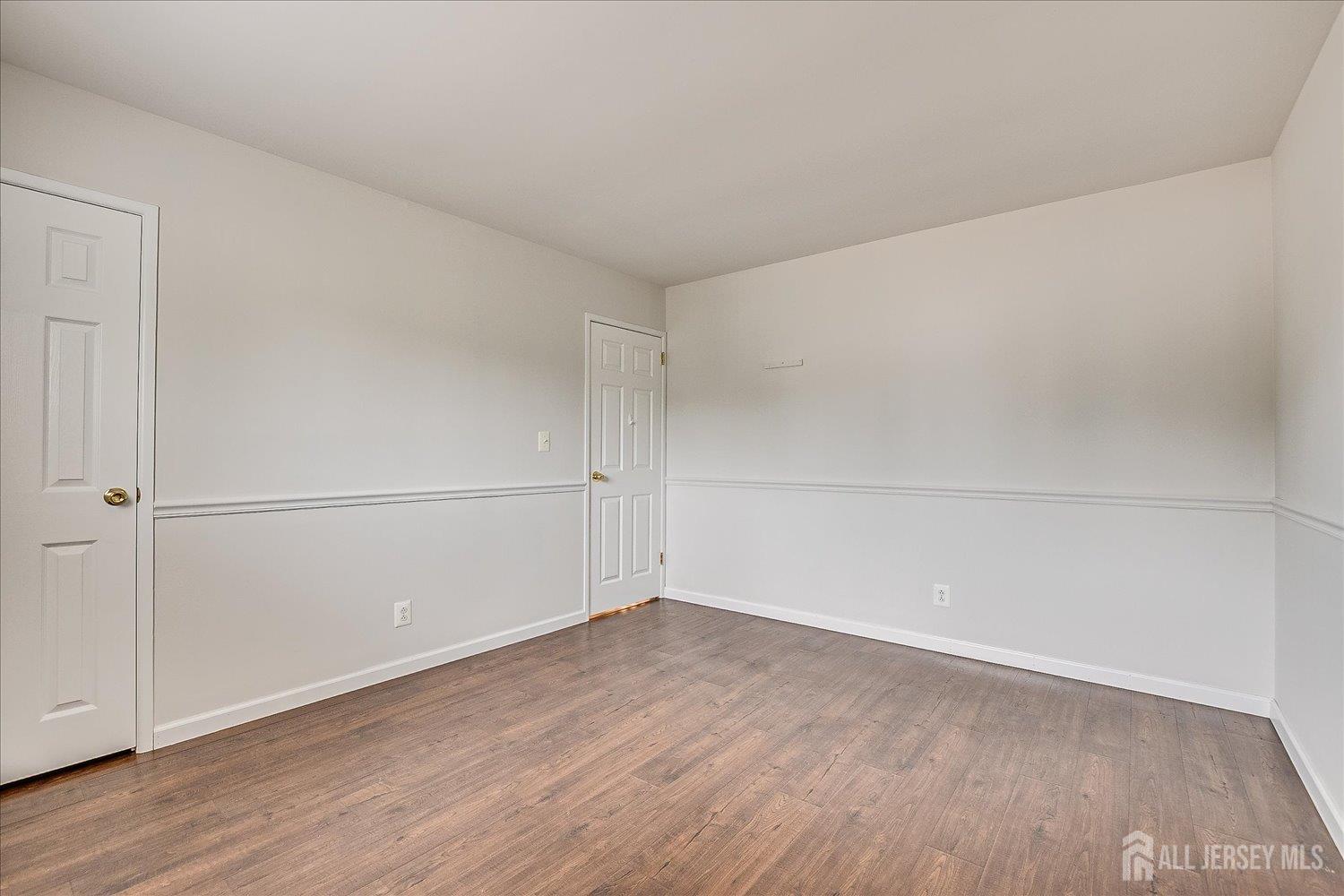 24 Langley Road Kendall Park, NJ 08824 - Photo 26 of 33 Gallery Image 26