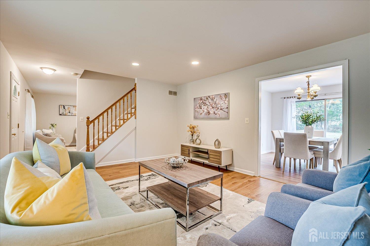 24 Langley Road Kendall Park, NJ 08824 - Photo 5 of 33 Gallery Image 5