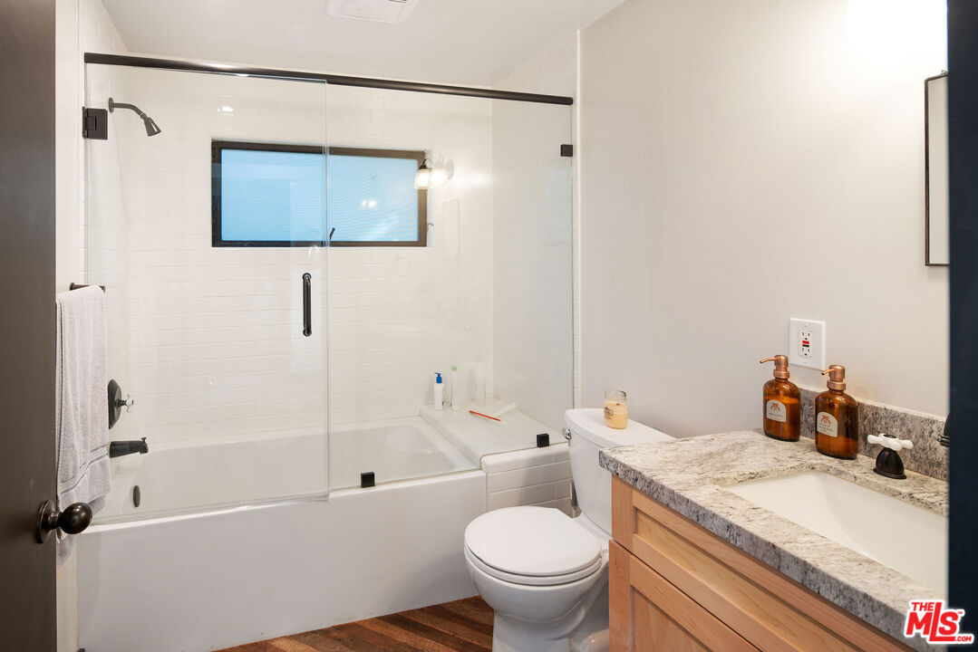 21273 Entrada Road Topanga, CA 90290 - Photo 14 of 24 Gallery Image 14