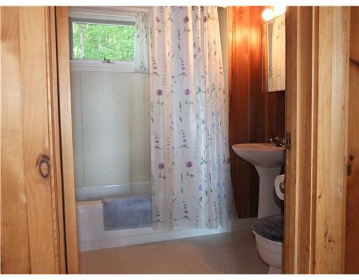 29 Sandshore Road Fryeburg, ME 04037 - Photo 16 of 25 Bathroom. First floor full bathroom