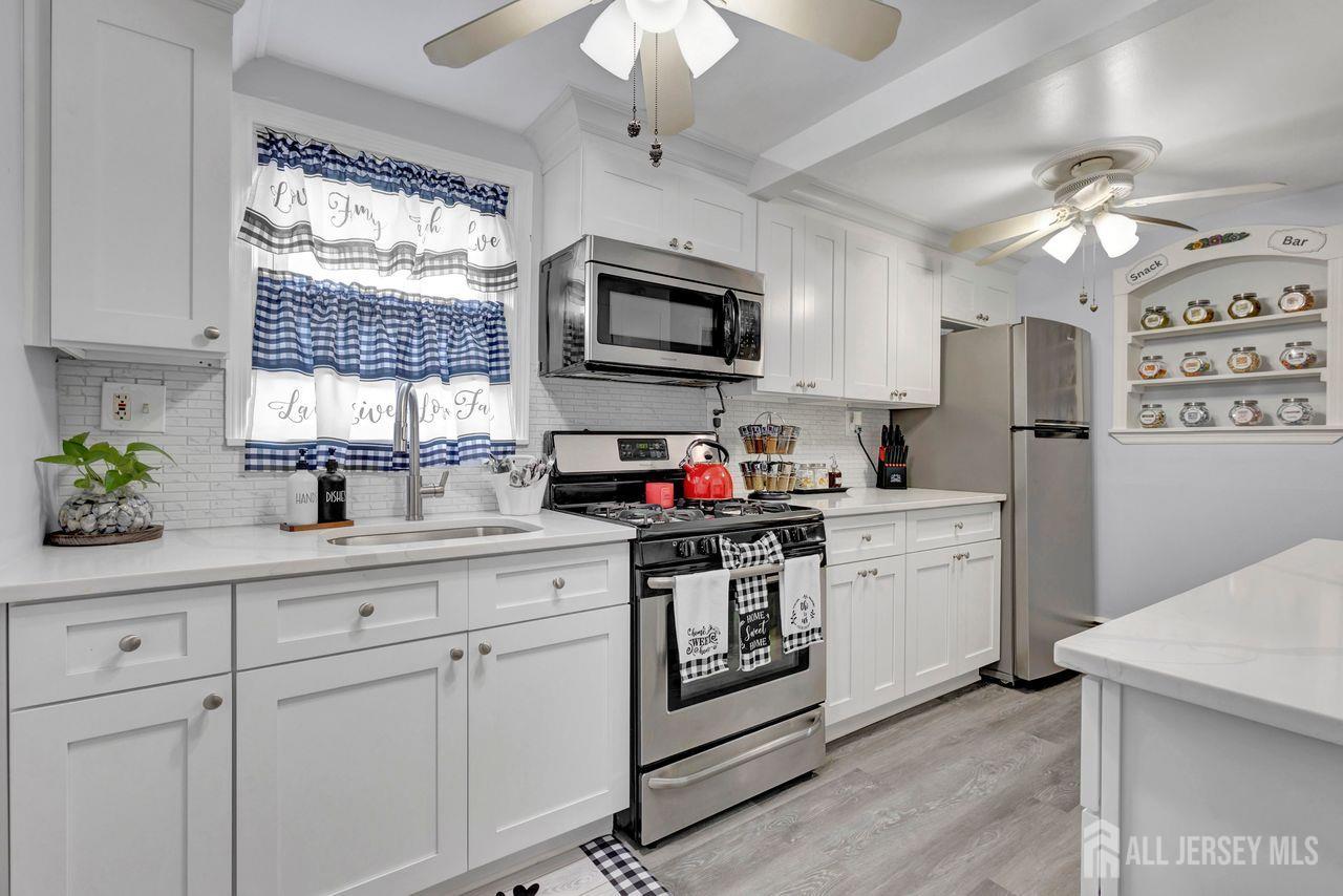 3 State Street Carteret, NJ 07008 - Photo 3 of 41