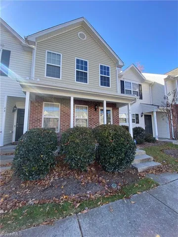 $1,600 | 46 Ledgerstone Lane, Greensboro, NC 27407