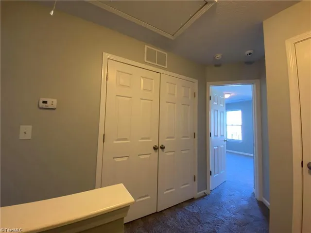 $1,600 | 46 Ledgerstone Lane, Greensboro, NC 27407