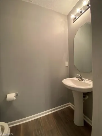 $1,600 | 46 Ledgerstone Lane, Greensboro, NC 27407