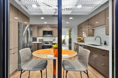 $649,900 | 44 Acapulco Drive, Palm Desert, CA 92260