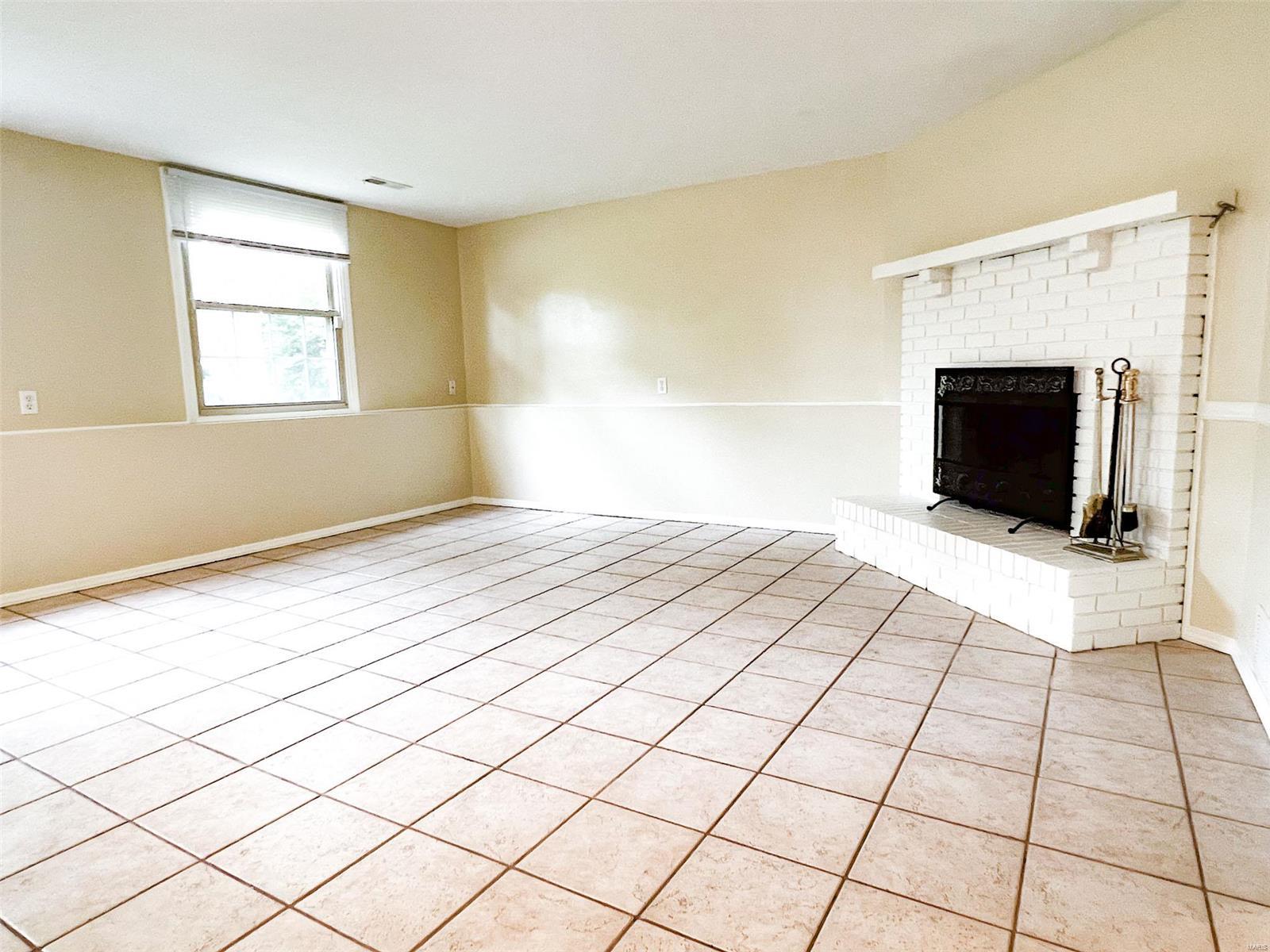 904 Fort Henry Road Belleville, IL 62221 - Photo 13 of 29