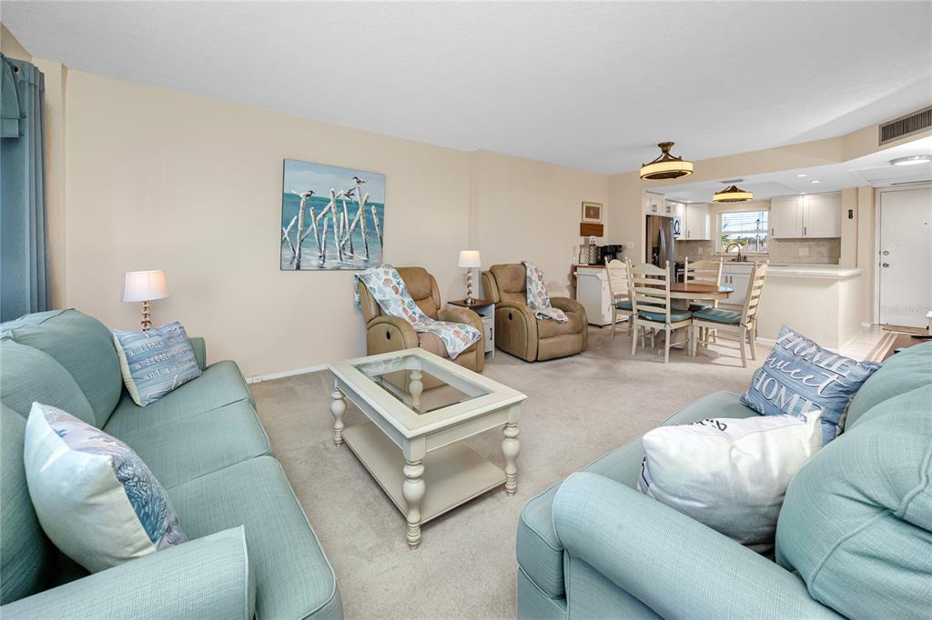 4650 Cove Circle, Unit 409 St. Petersburg, FL 33708 - Photo 18 of 41
