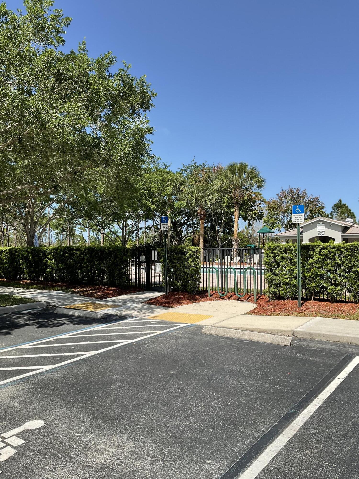 5269 Southeast Jennings Lane Stuart, FL 34997 - Photo 27 of 34 a view of a backyard of a house