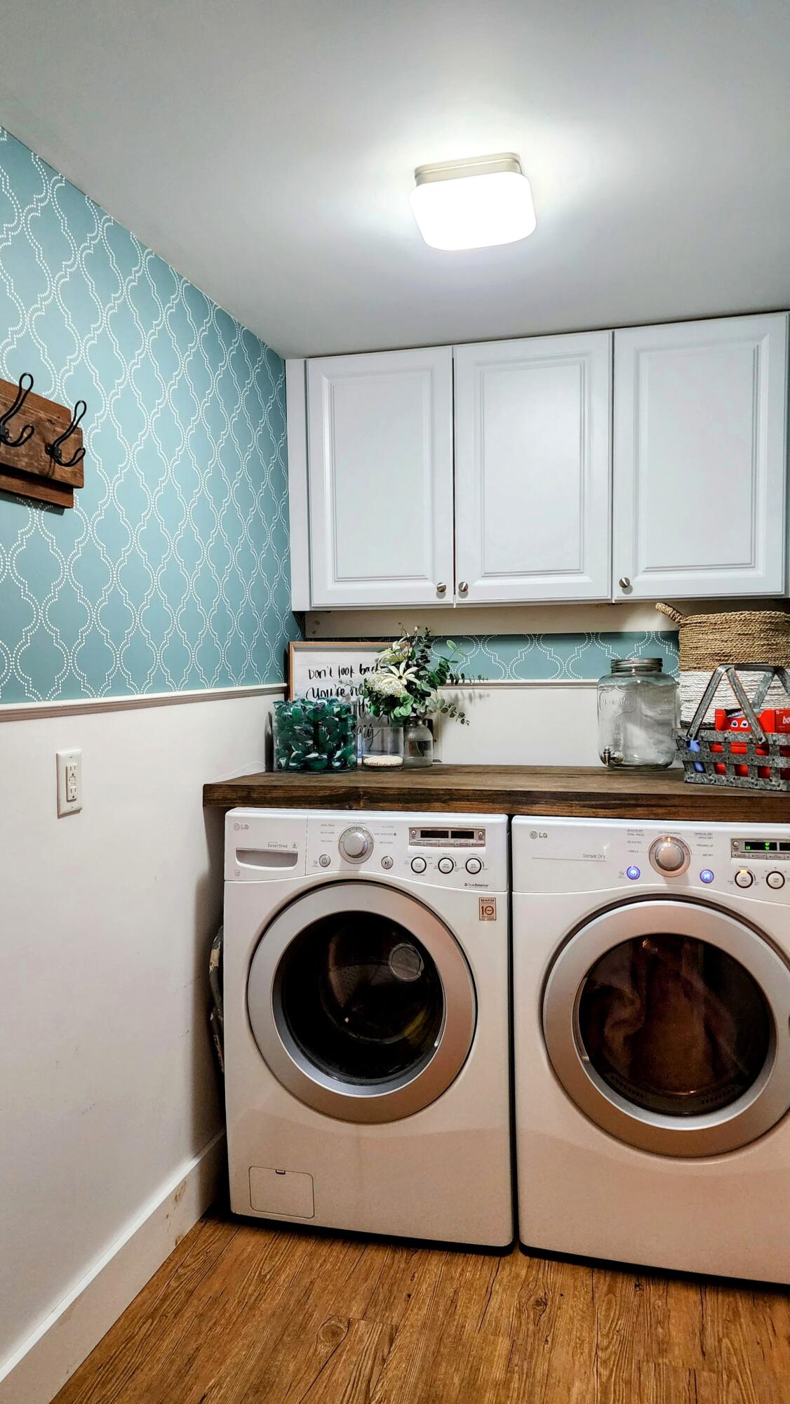 663 Reach Road Deer Isle, ME 04627 - Photo 28 of 48 Laundry room