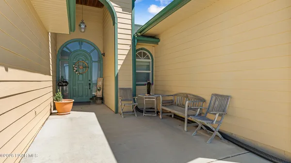 $1,300,000 | 9605 North Coyote Springs Road, Prescott Valley, AZ 86315