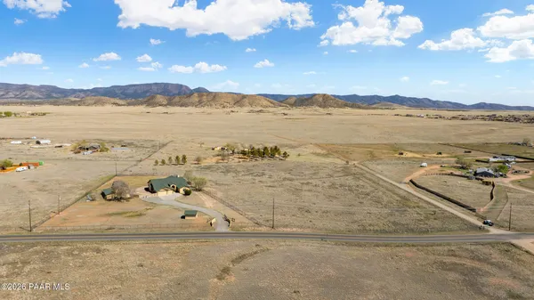 $1,300,000 | 9605 North Coyote Springs Road, Prescott Valley, AZ 86315