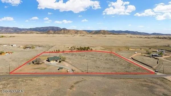 $1,300,000 | 9605 North Coyote Springs Road, Prescott Valley, AZ 86315