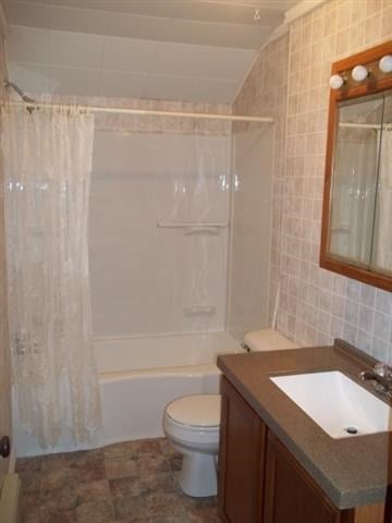 1924 Old Muscatine Road Tipton, IA 52772 - Photo 13 of 25 Gallery Image 13