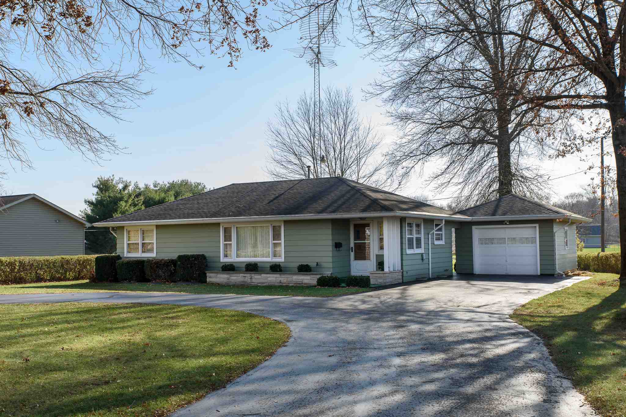 2431 West Logansport Road Peru, IN 46970 - Photo 2 of 31 Gallery Image 2