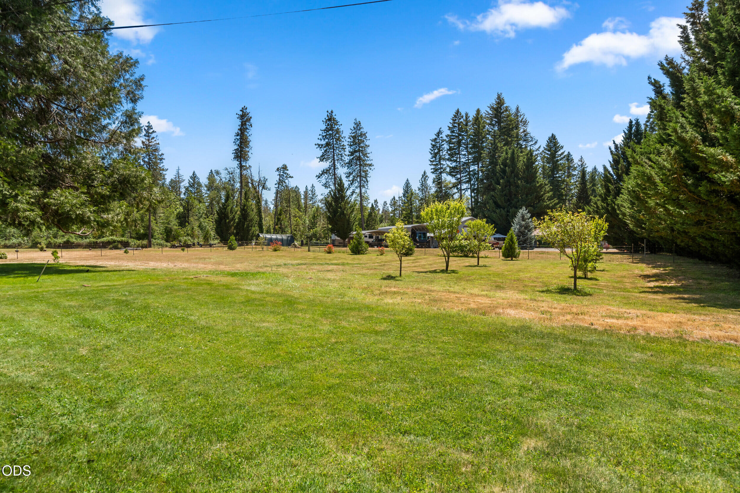 4551 Holland Loop Road Cave Junction, OR 97523 - Photo 20 of 41