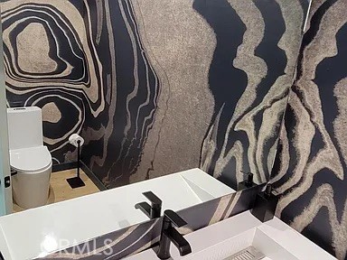 12132 Otsego Street Valley Village, CA 91607 - Photo 53 of 75