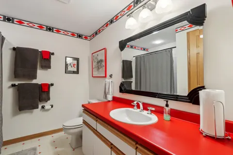 $794,000 | 6430 Briarwood Drive, Lyons, WI 53105