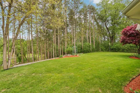 $794,000 | 6430 Briarwood Drive, Lyons, WI 53105