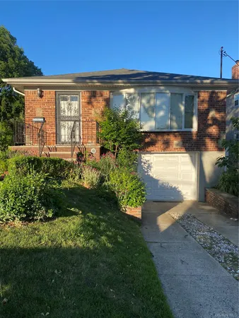 $985,000 | 14-21 137th Street | College Point