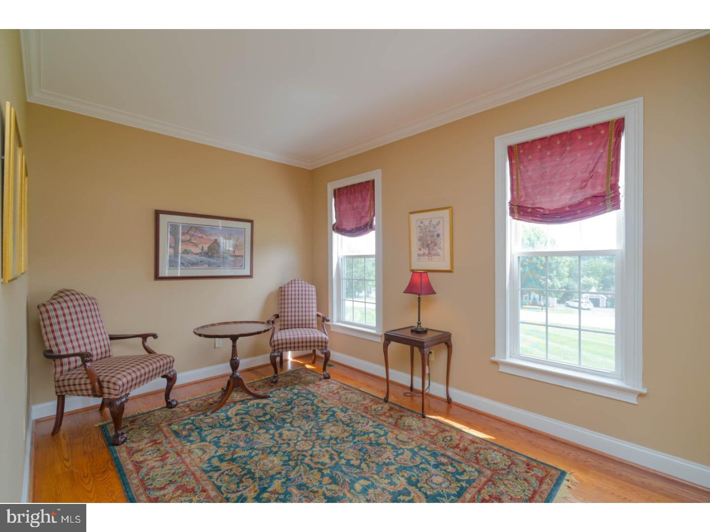 225 Joseph Road Oxford, PA 19363 - Photo 4 of 25 Living Room