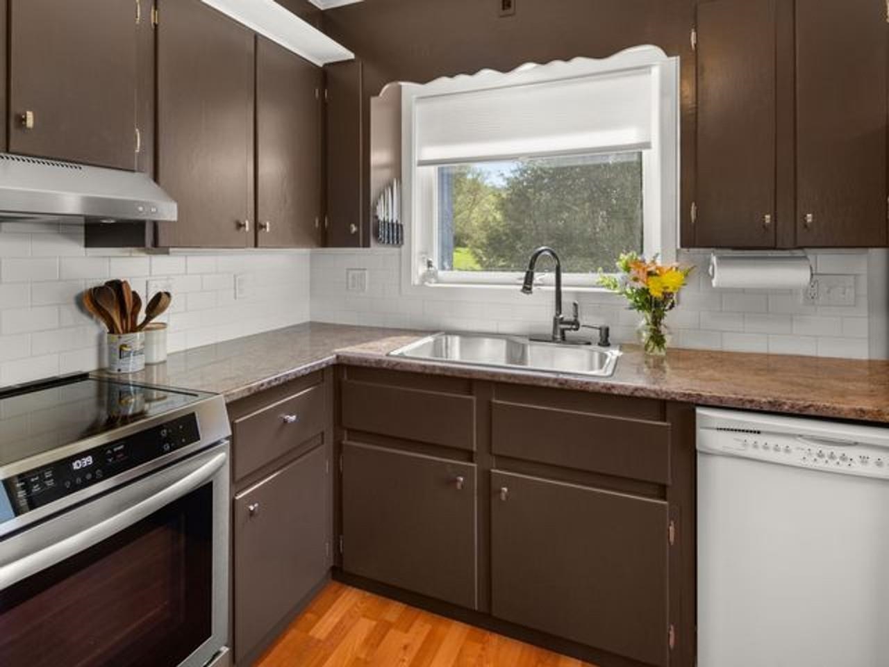 913 Kneeland Flats Road Waterbury, VT 05676 - Photo 16 of 45