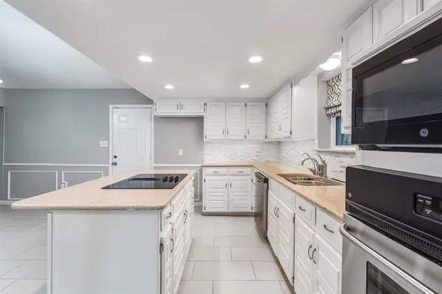 $479,000 | 900 Lexington Drive, Plano, TX 75075