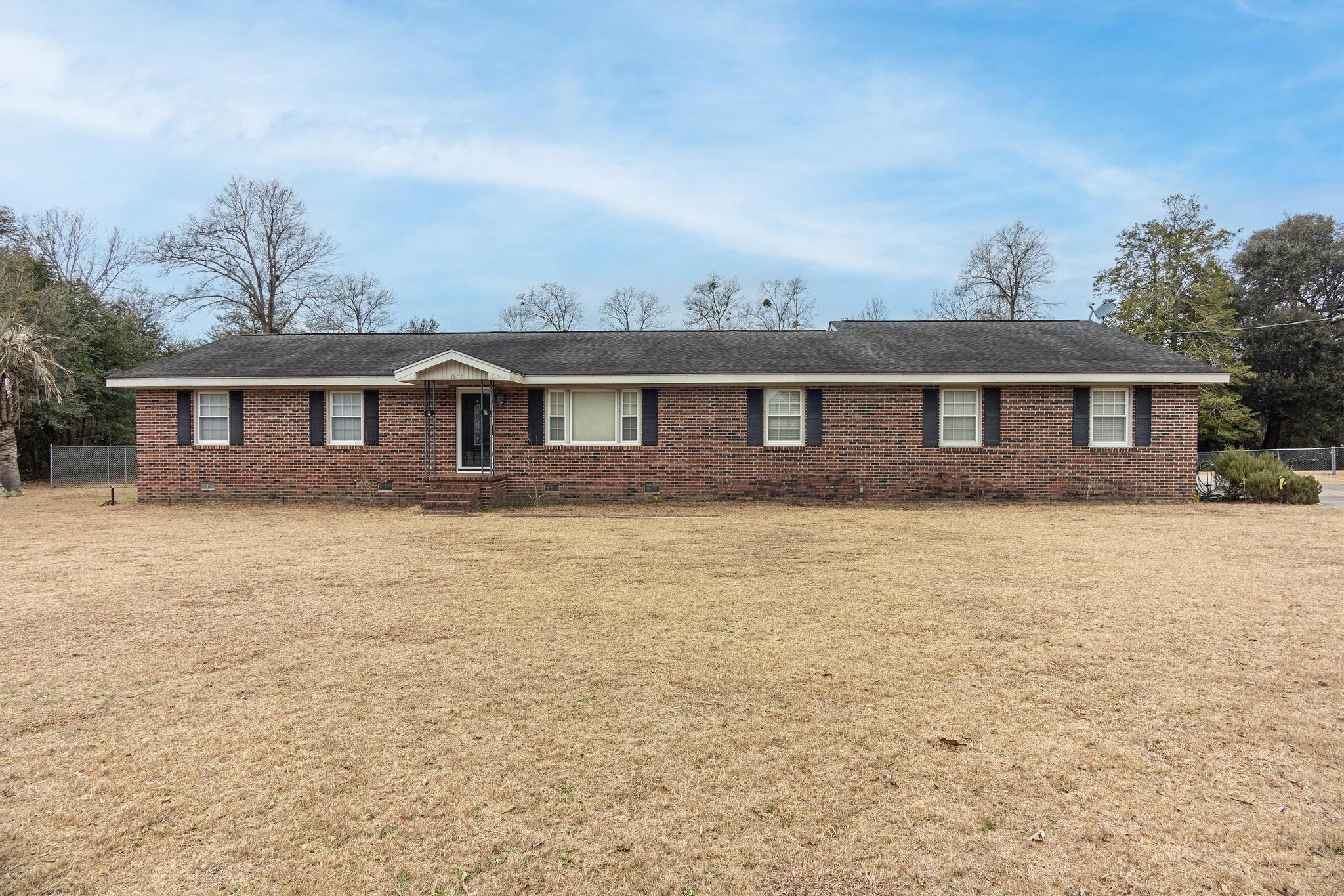 1801 Reynolds Road Barnwell, SC 29812 - Photo 1 of 38 Gallery Image 1
