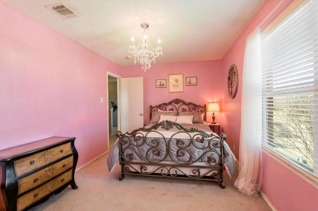 1606 Withers Way Krum, TX 76249 - Photo 19 of 35