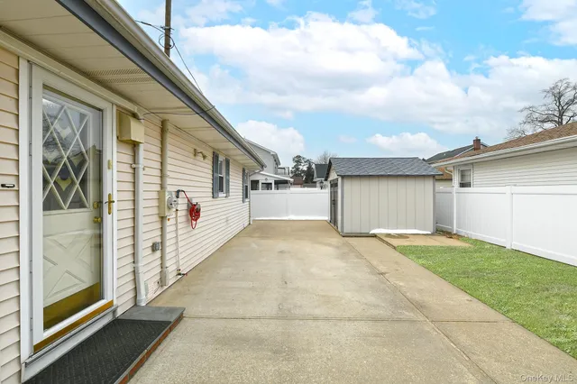 $749,000 | 481 Leonard Boulevard, New Hyde Park, NY 11040