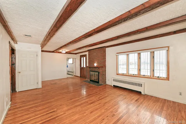 $749,000 | 481 Leonard Boulevard, New Hyde Park, NY 11040