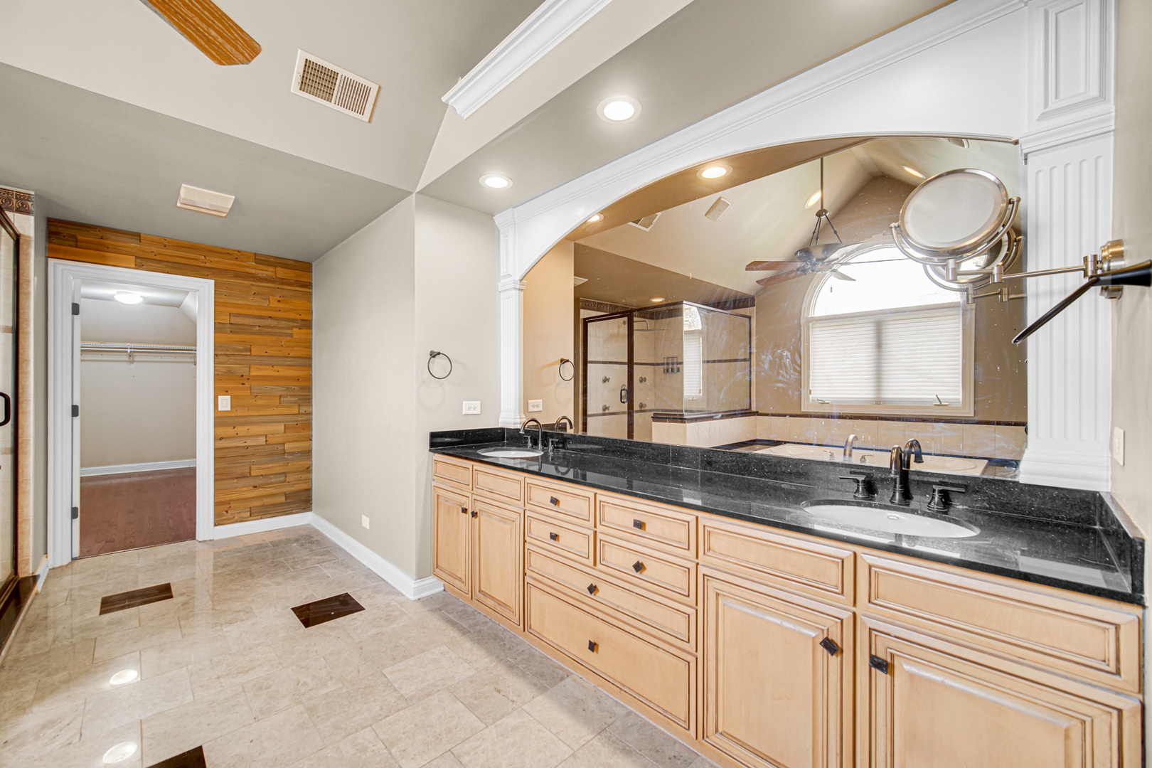 3N777 Walt Whitman Road St. Charles, IL 60175 - Photo 19 of 29