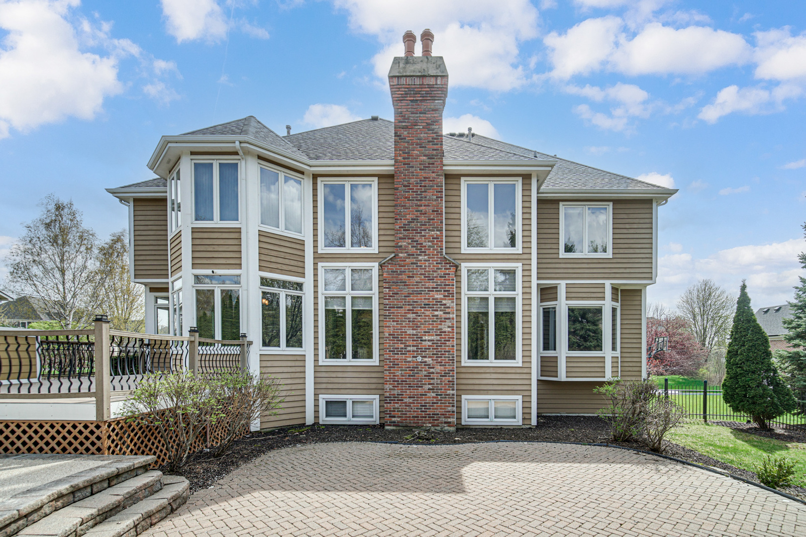 3N777 Walt Whitman Road St. Charles, IL 60175 - Photo 3 of 29