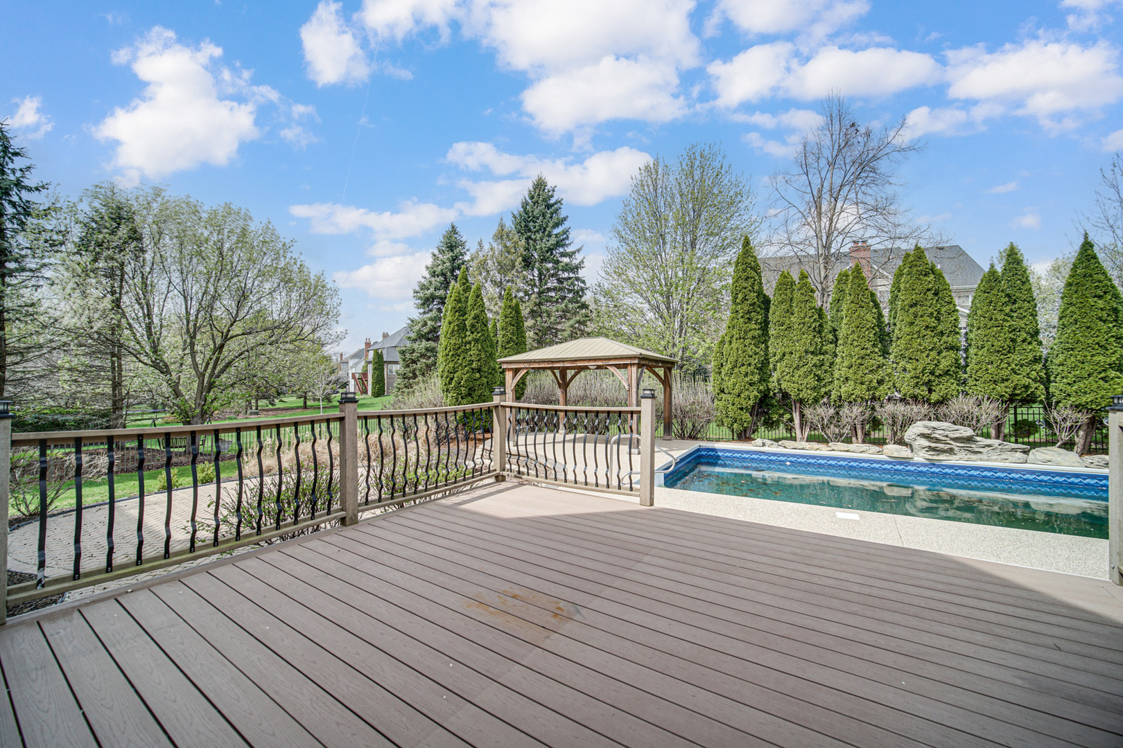 3N777 Walt Whitman Road St. Charles, IL 60175 - Photo 6 of 29