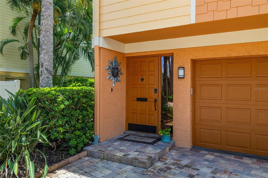 533 Sandy Hook Road Treasure Island, FL 33706 - Photo 4 of 46 a view of an outdoor space