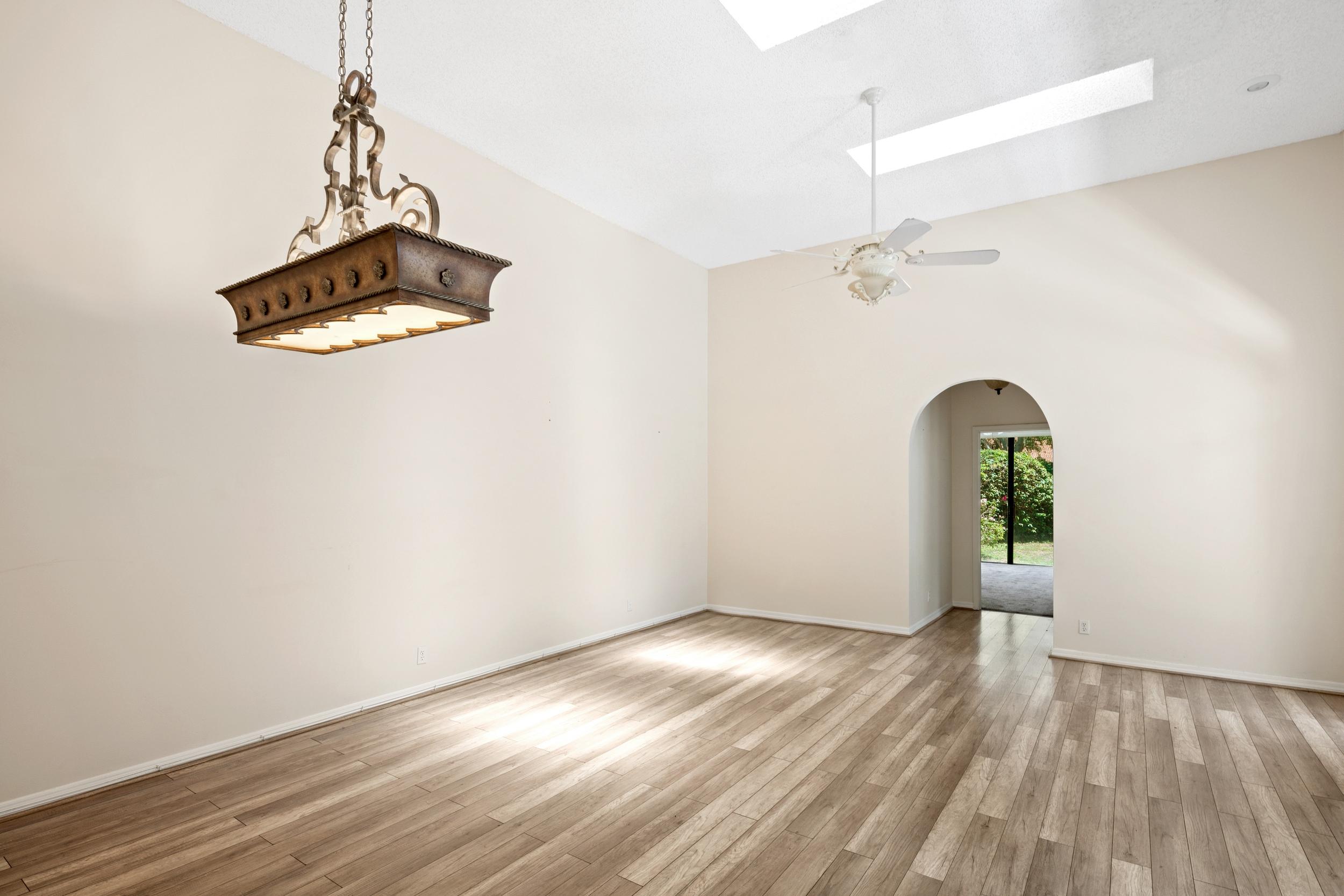 8674 Vía Giula Boca Raton, FL 33496 - Photo 8 of 21 Living Area 3