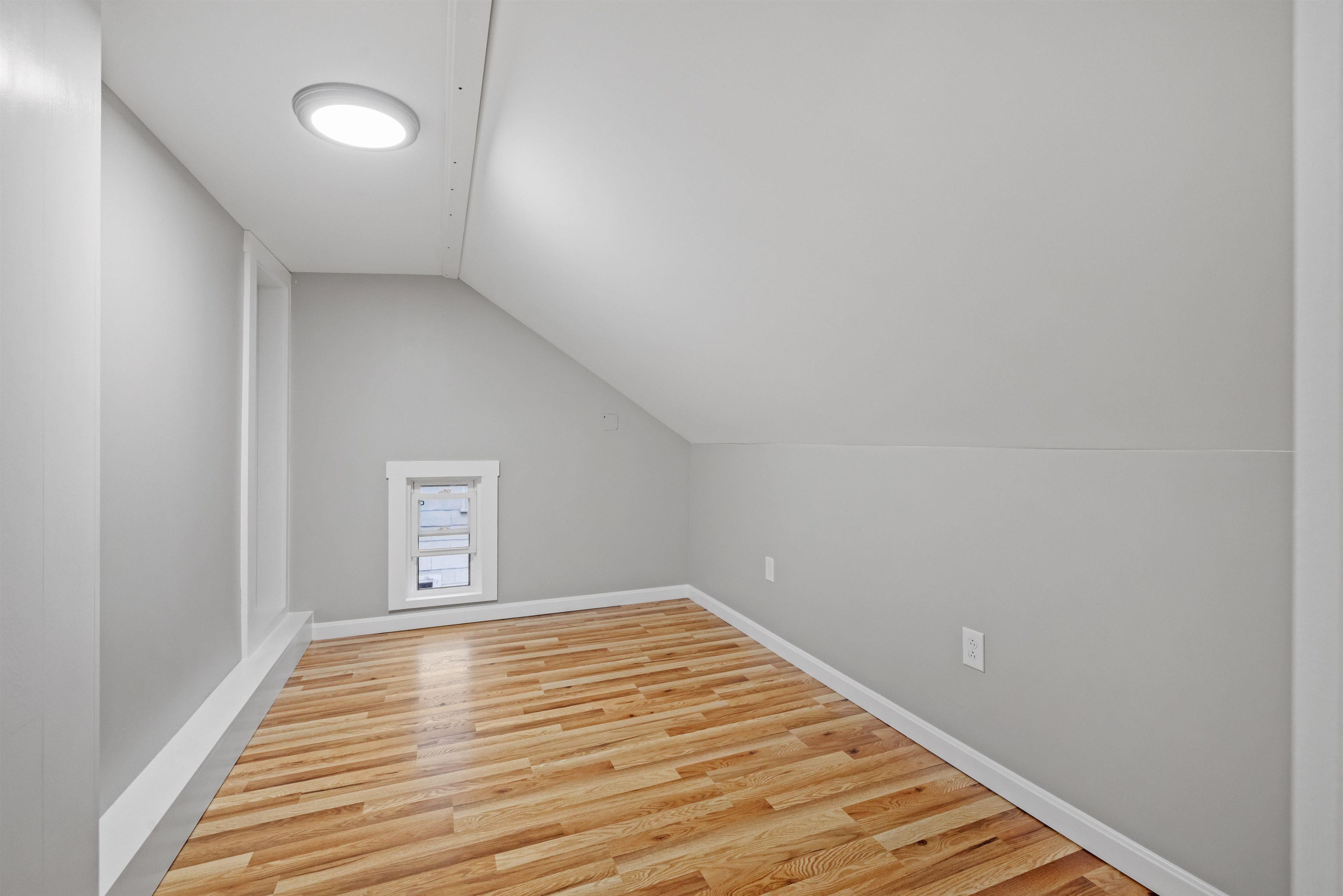 15 Gordon Street Haverhill, NH 03785 - Photo 5 of 8