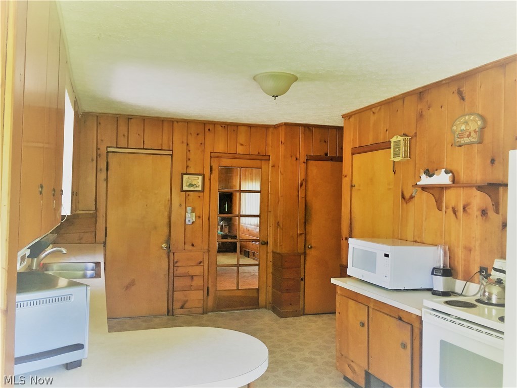 9523 Johnnycake Ridge Road Mentor, OH 44060 - Photo 22 of 34 Gallery Image 22