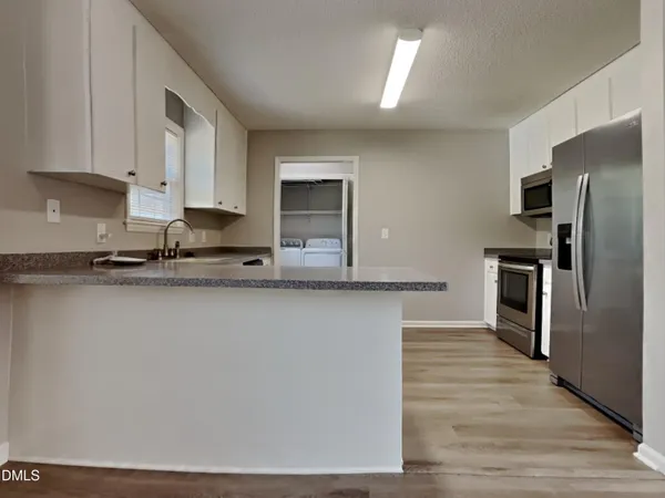 $1,739 | 603 Garrison Avenue, Clayton, NC 27520