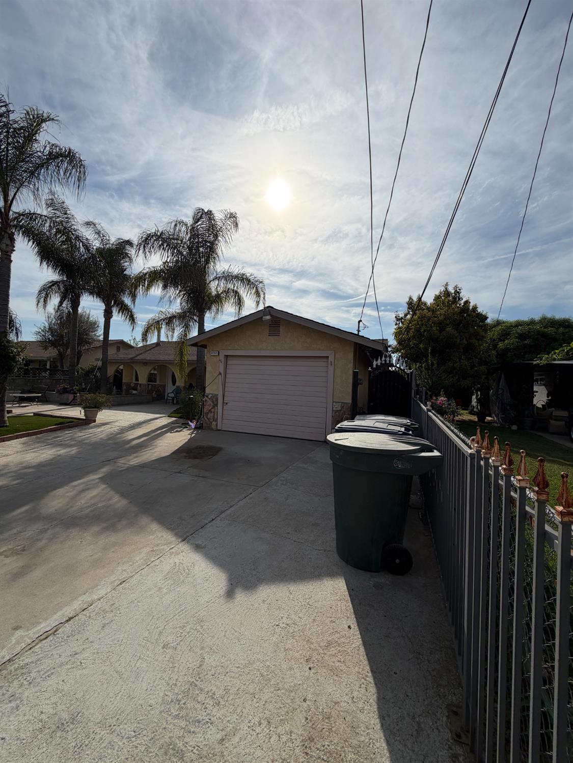 8767 South Rodriguez Avenue Parlier, CA 93648 - Photo 3 of 18