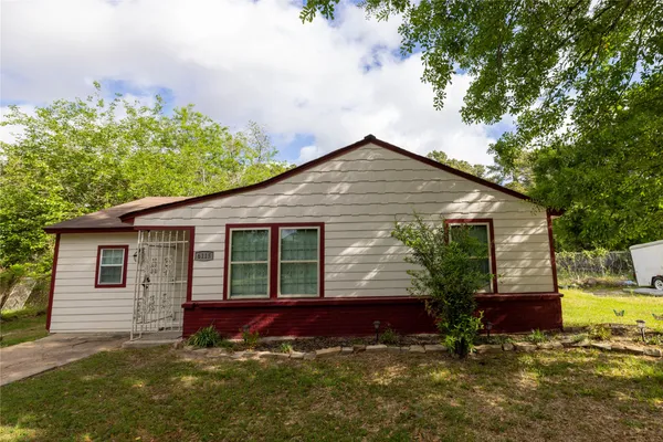$1,700 | 6115 Micollet Street, Houston, TX 77016