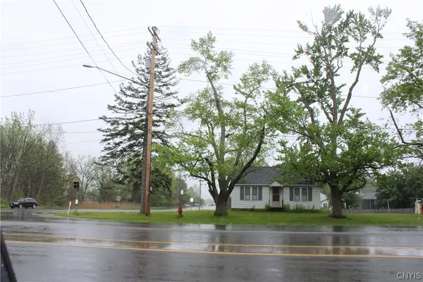 $150,000 | 7802 Henry Clay Boulevard, Liverpool, NY 13090