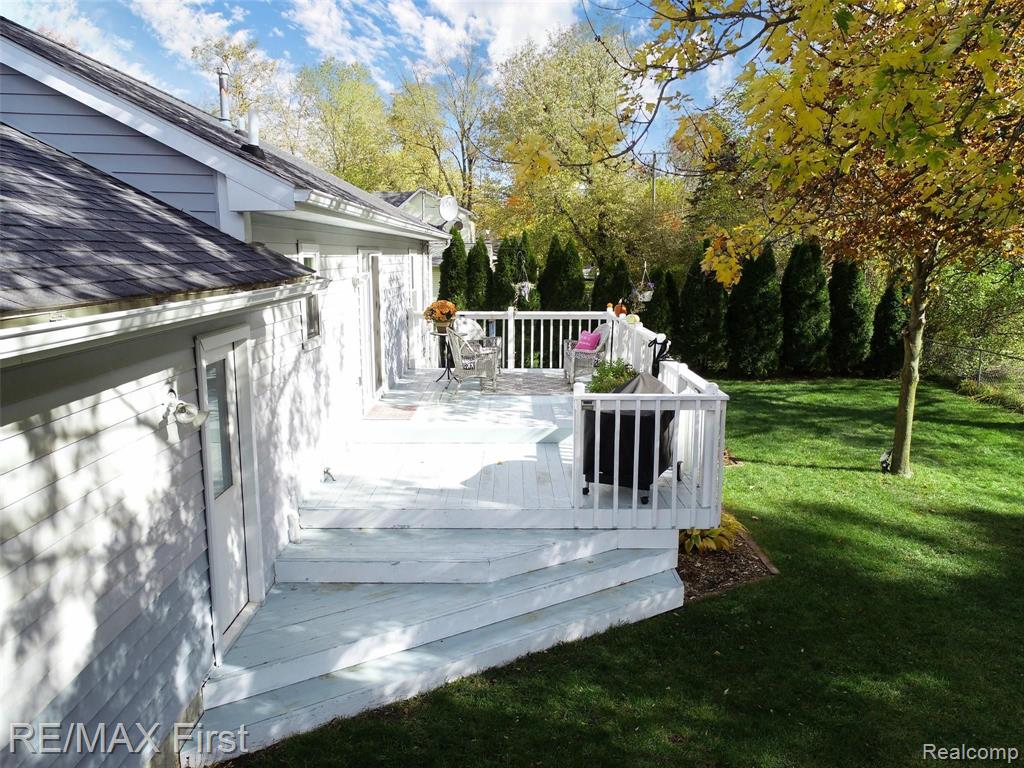 1356 Miller Road Lake Orion, MI 48362 - Photo 5 of 50
