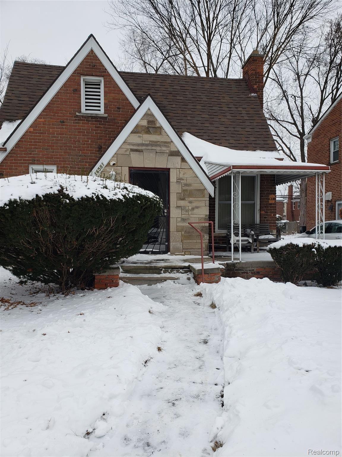 16581 Strathmoor Street Detroit, MI 48235 - Photo 1 of 7 Front
