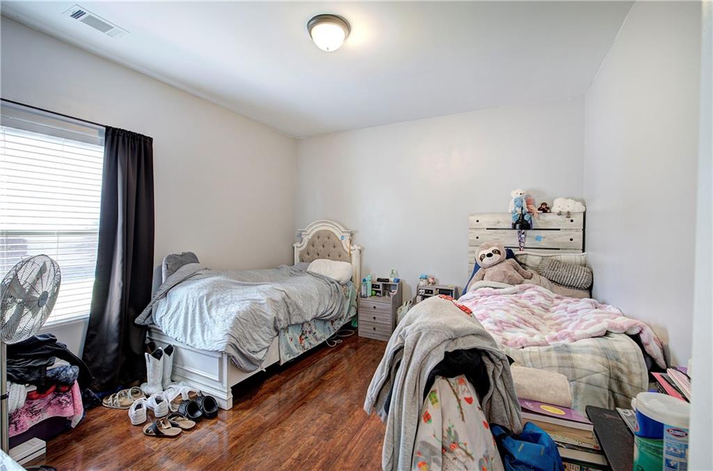 40 Ponders Road Cartersville, GA 30121 - Photo 24 of 30 a bedroom with two beds and a potted plant
