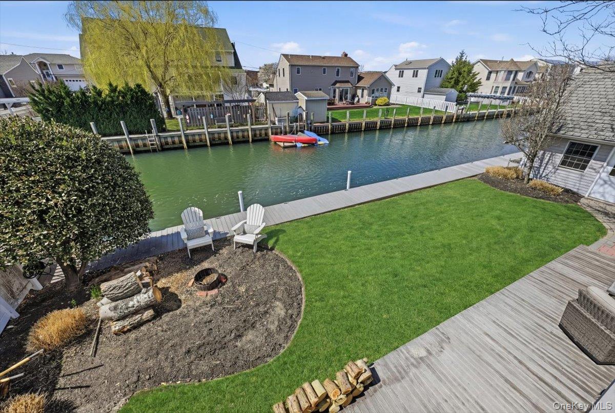 114 Araca Road Babylon, NY 11702 - Photo 25 of 50