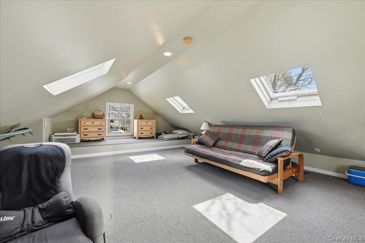 114 Araca Road Babylon, NY 11702 - Photo 35 of 50